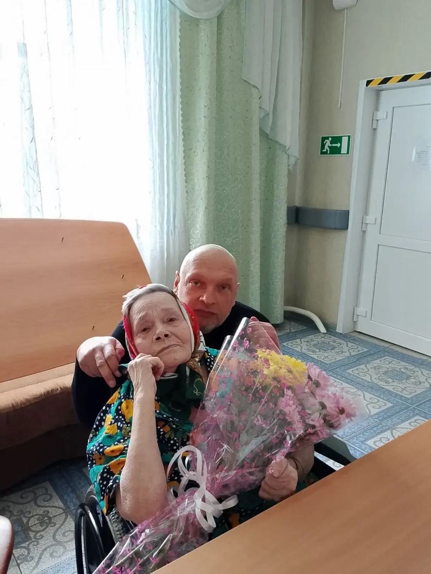 Помогли подопечному встретиться с мамой